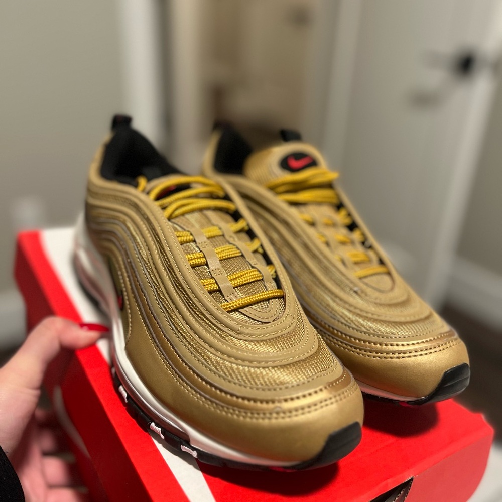 Nike Air Max 97 Gold Sneakers - Picture 3 of 6